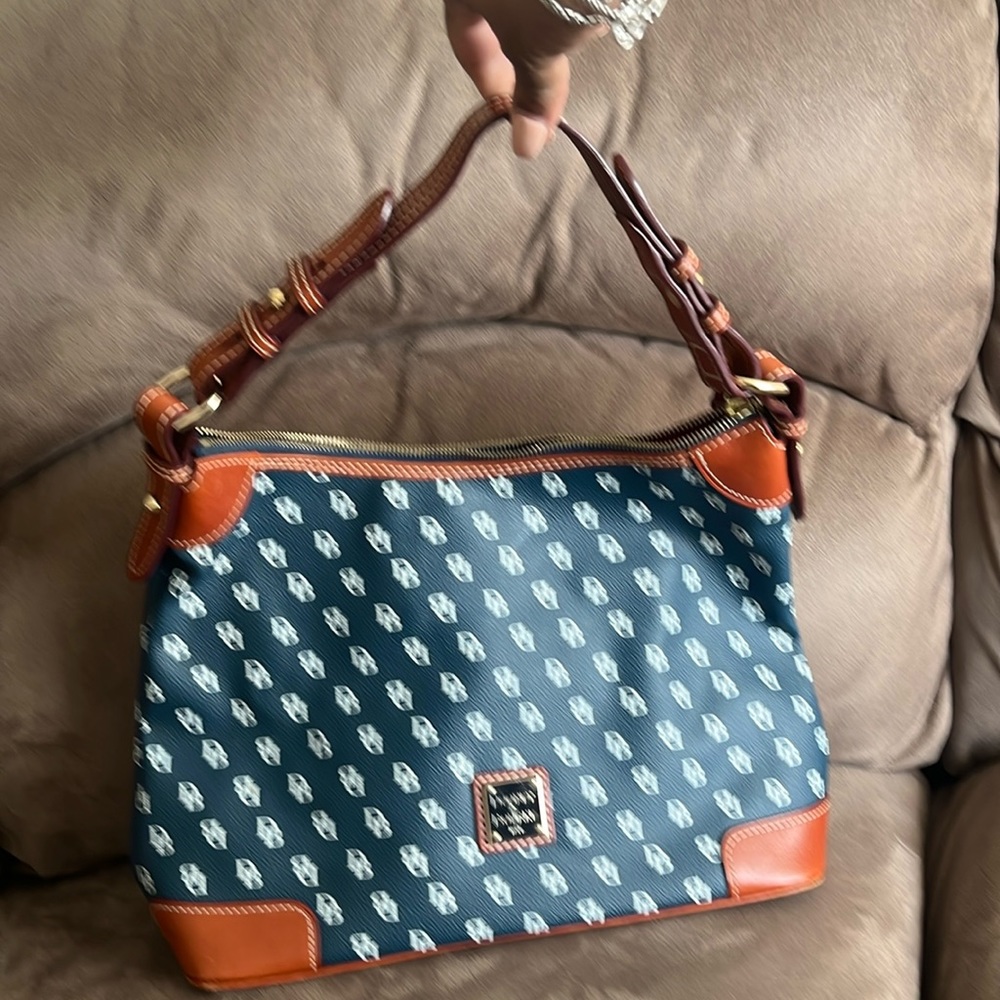 Dooney & Bourke bag